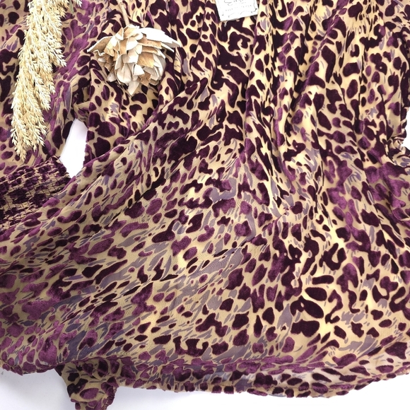 New Easel Purple Cream Leopard Print Sheer Textured Lined Womens Top Sz 1X - Picture 5 of 9